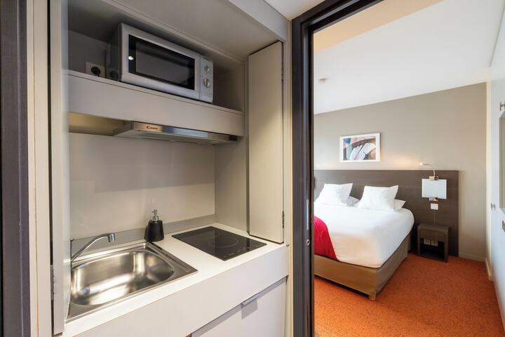 Private kitchenette