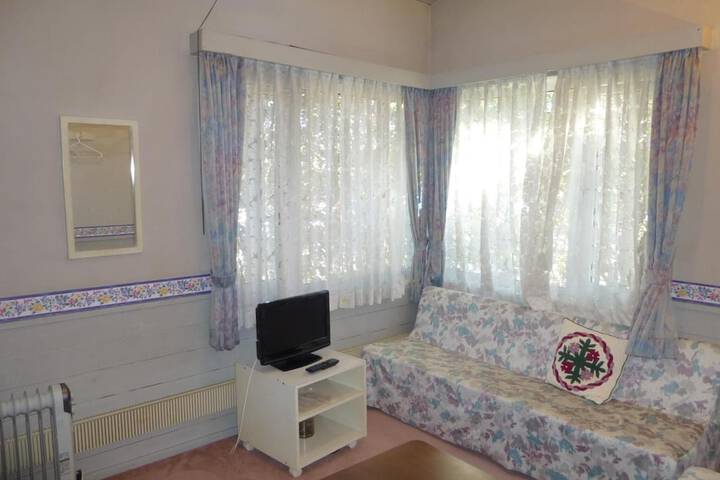 Room 18 of 27