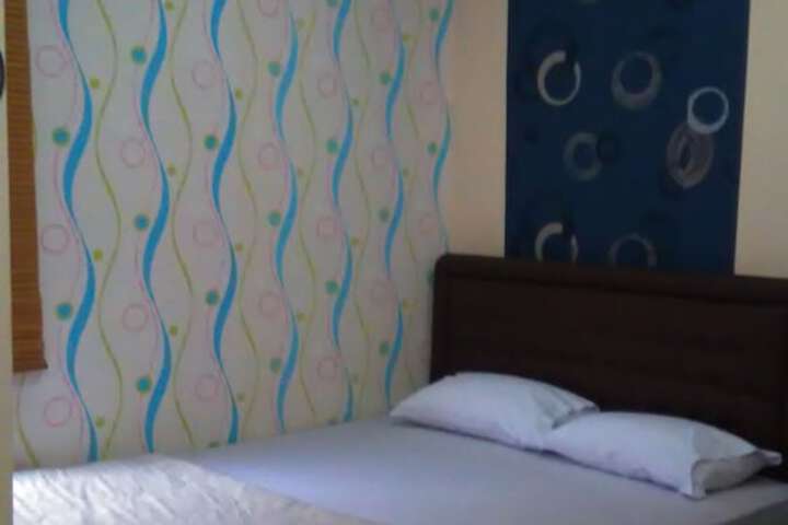 Room 7 of 24