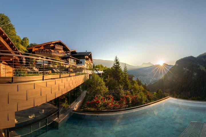 Charmehotel Uhrerhof - Deur