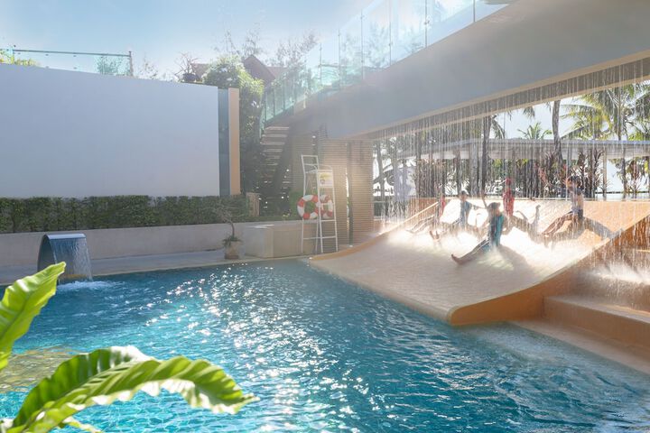 Pool 53 of 105