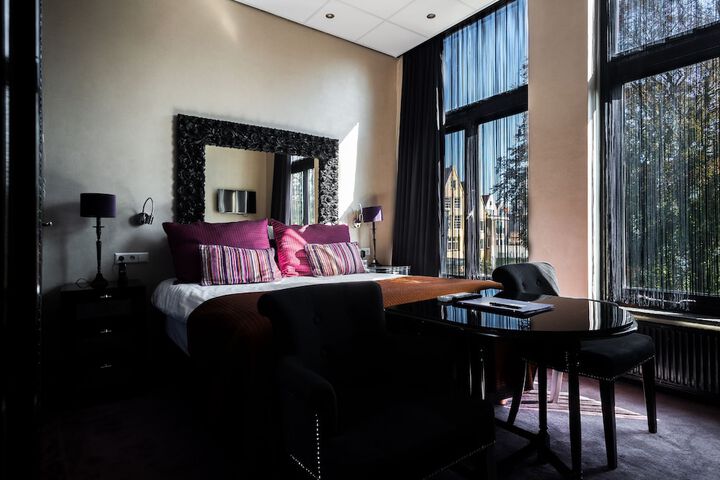 Room 54 of 105