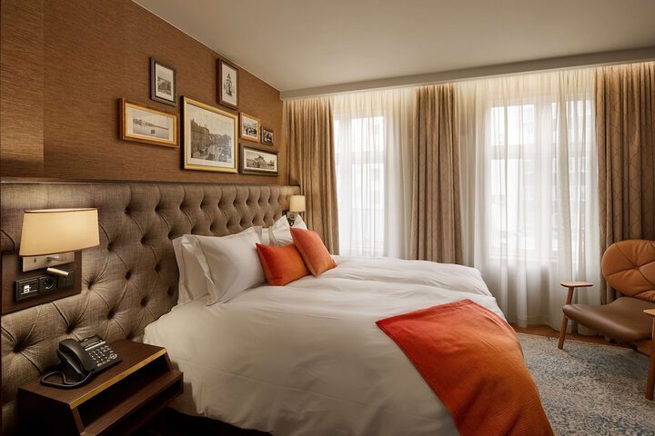 Room 20 of 66