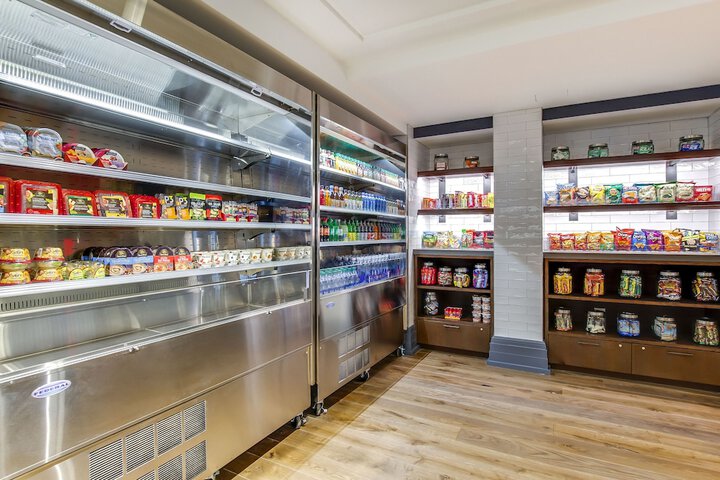 Snack bar