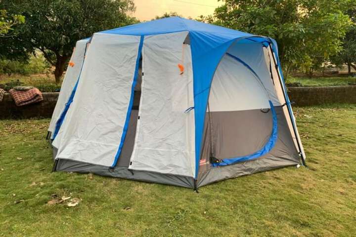 Room 4 of 24
