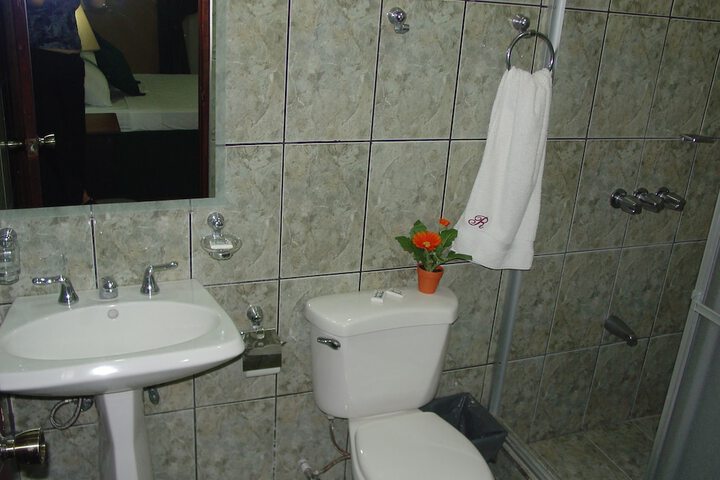 Room 20 of 38