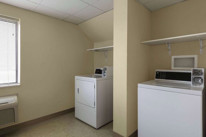 Room 49 of 60