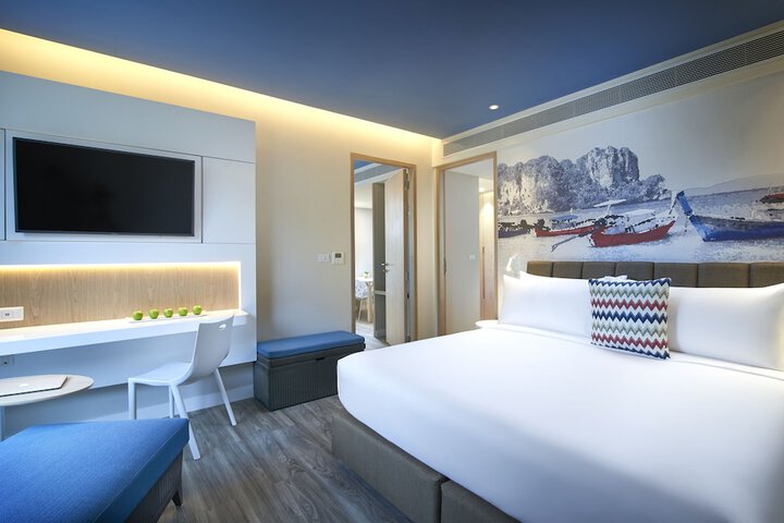 Room 9 of 175