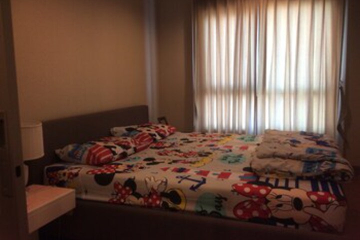 Room 5 of 7