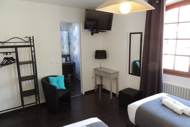 Room 10 of 49