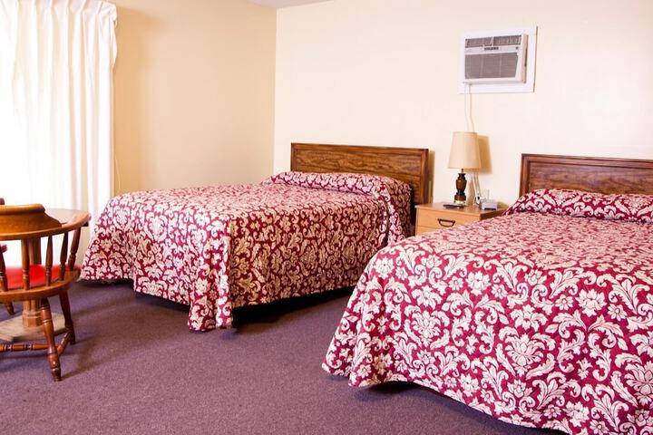 Room 10 of 17