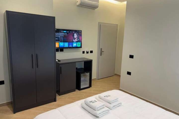 Room 21 of 56