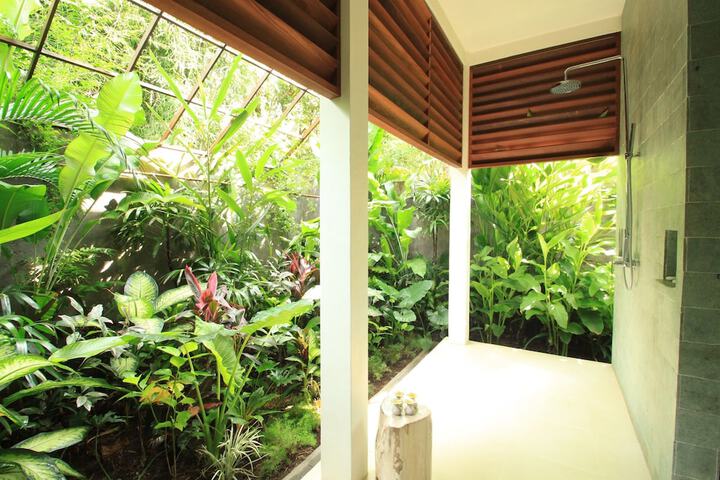 Terrace/Patio 13 of 28