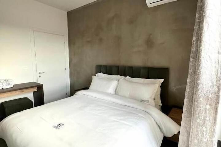 Room 71 of 112