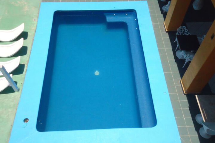 Pool 60 of 91