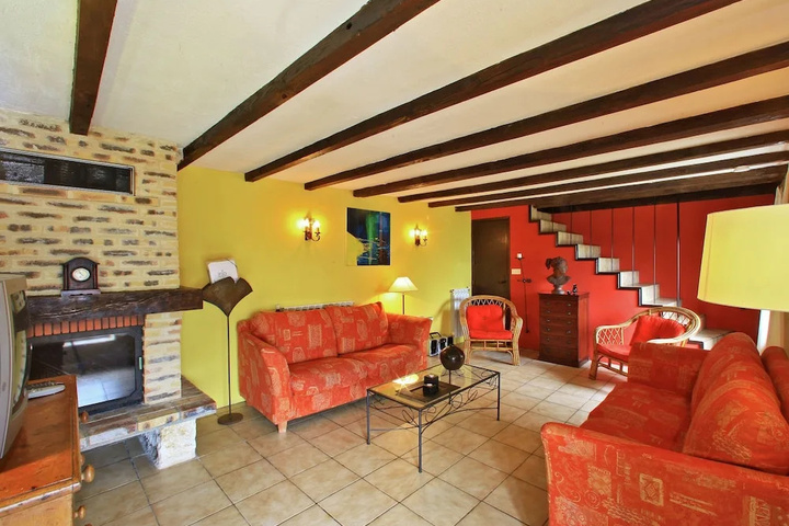 Room 5 of 19