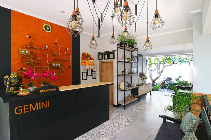 Guest Lobby