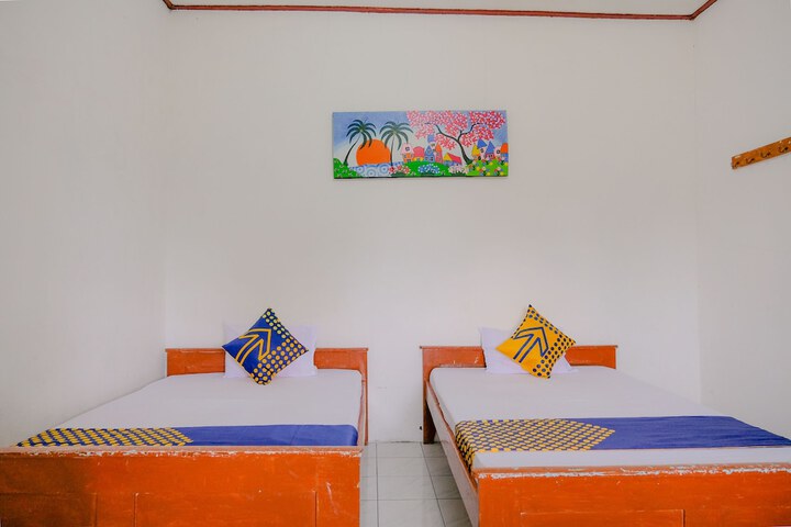 Room 18 of 35