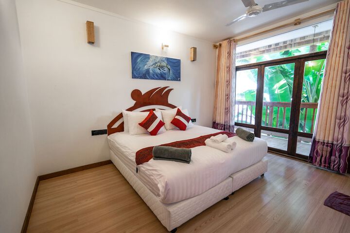 Room 9 of 23