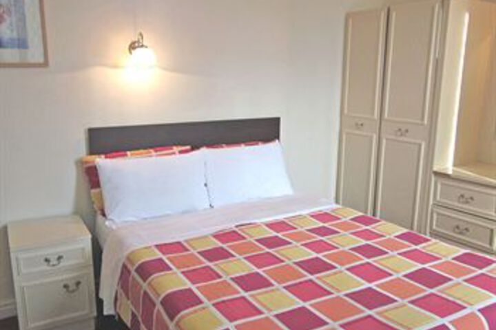 Room 3 of 12