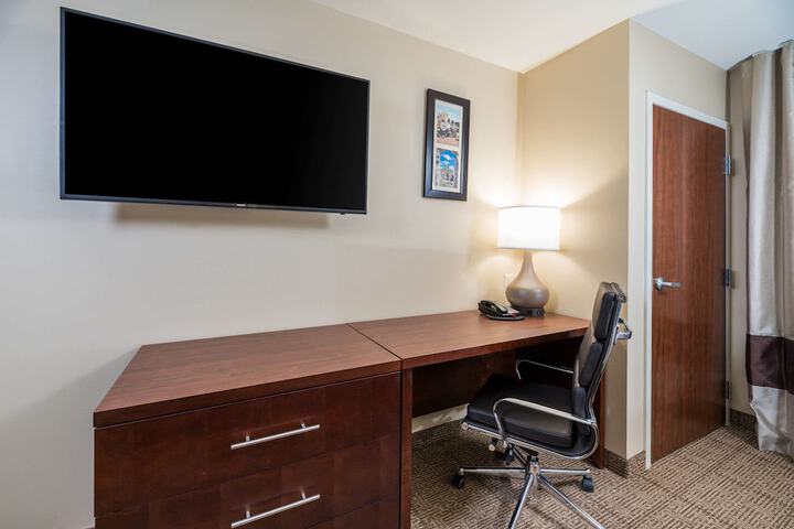 Room 9 of 29