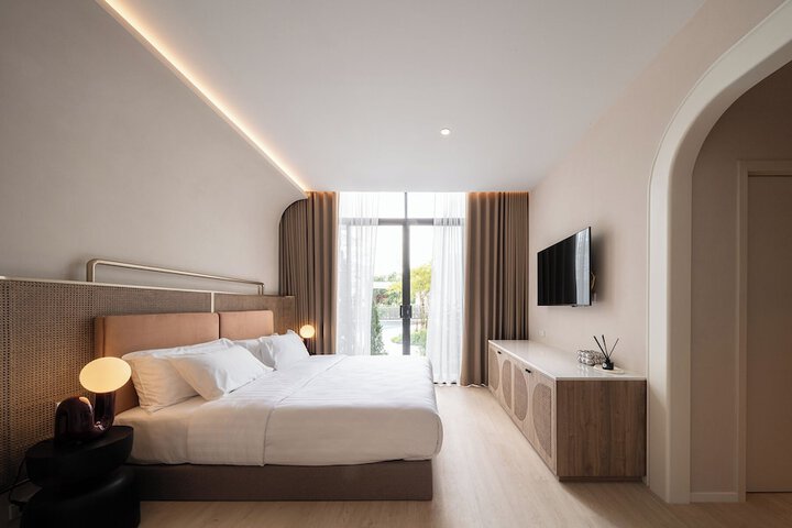 Room 28 of 52