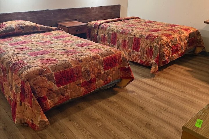 Room 23 of 51