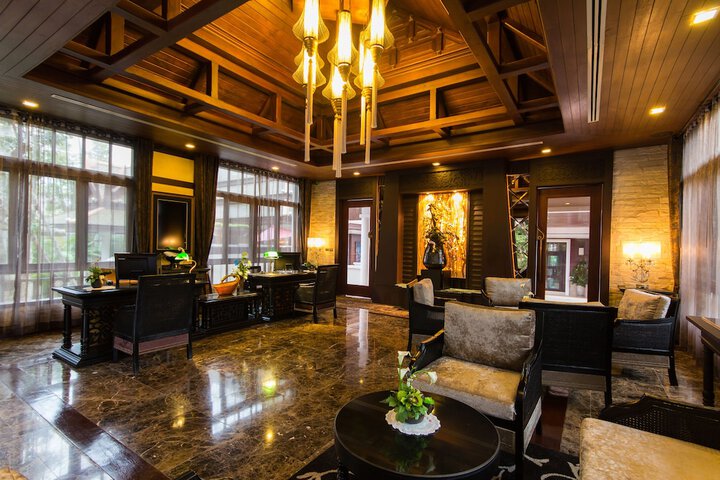 Lobby Entry