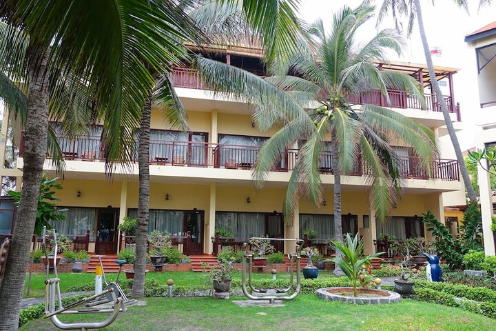 Room 45 of 104