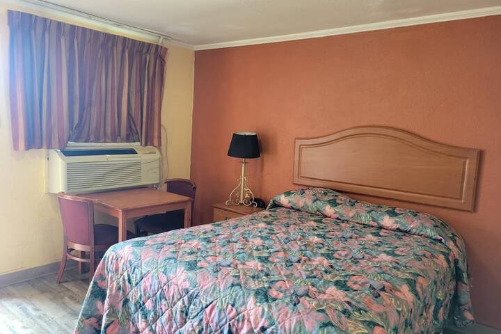 Room 11 of 51