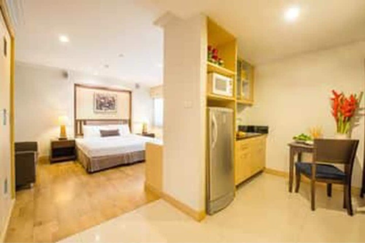 Room 10 of 60