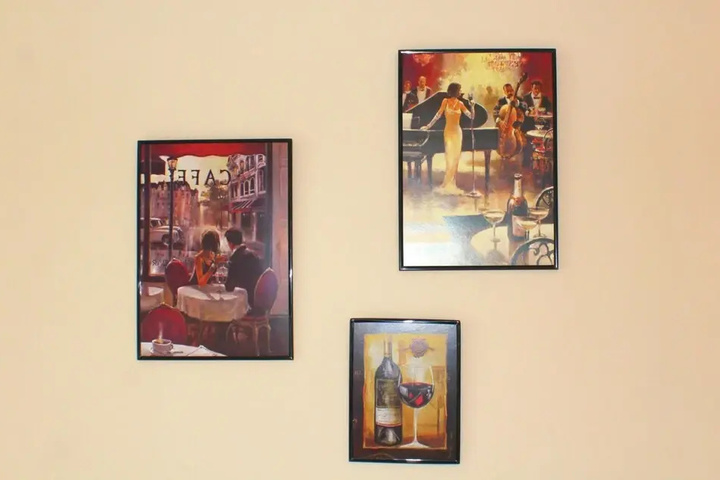 Room 12 of 21