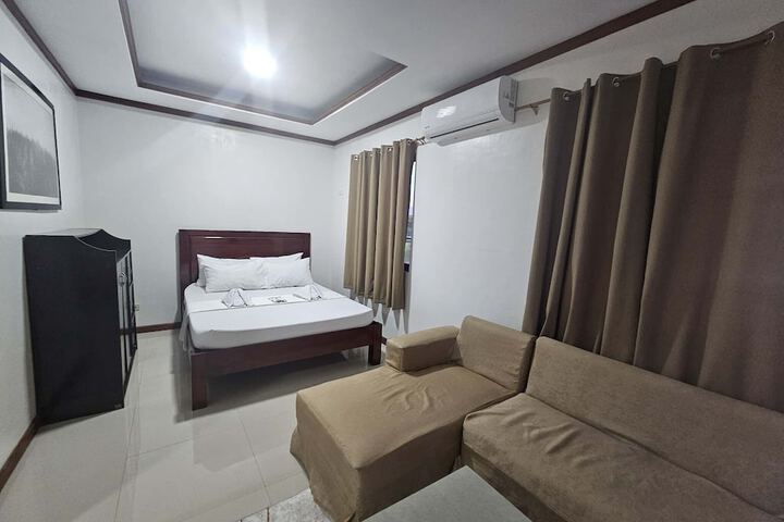 Room 18 of 61