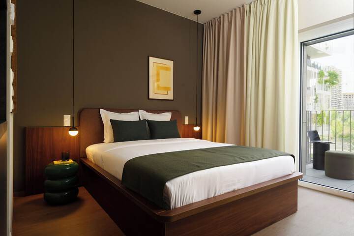 Room 5 of 40