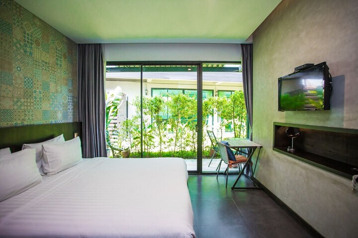 Room 30 of 58