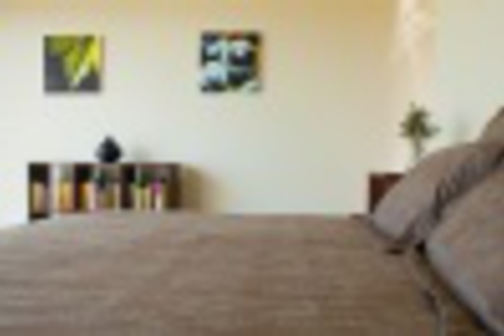 Room 52 of 144