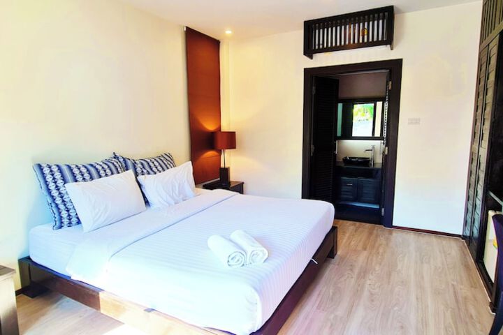 Room 25 of 54