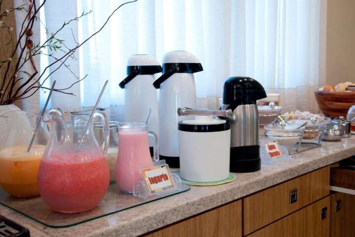 Breakfast/Coffee Service 30 of 36