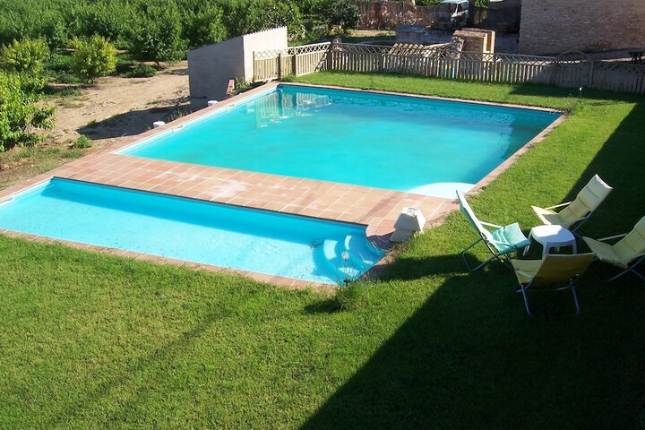 Pool 21 of 51