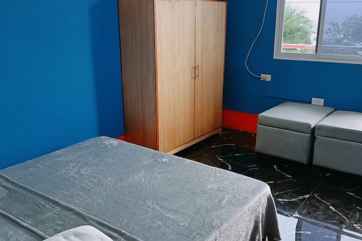 Room 9 of 52