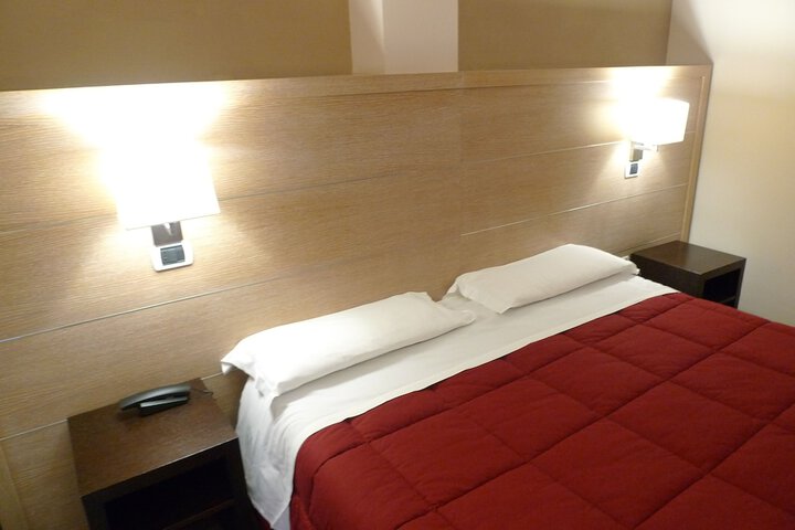Room 7 of 60