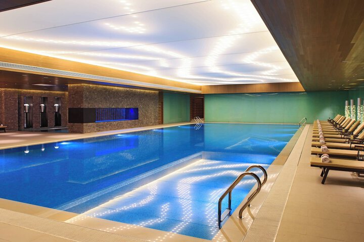 Hotel with Pool