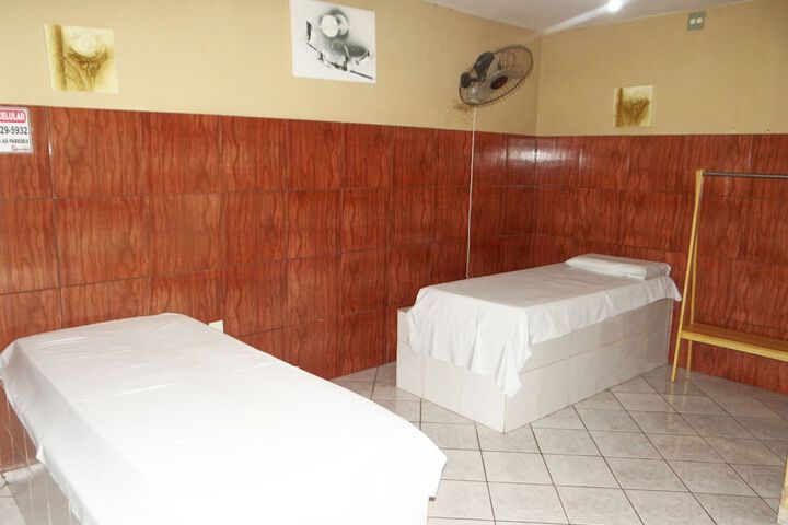 Room 11 of 35
