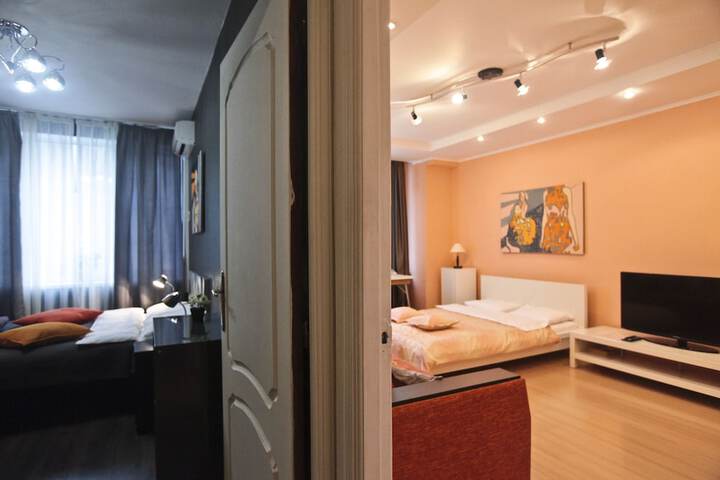 Room 73 of 176