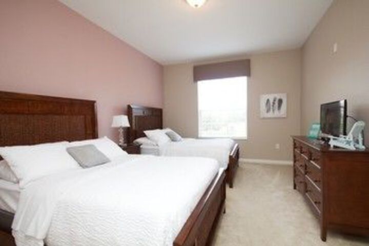 Room 16 of 32