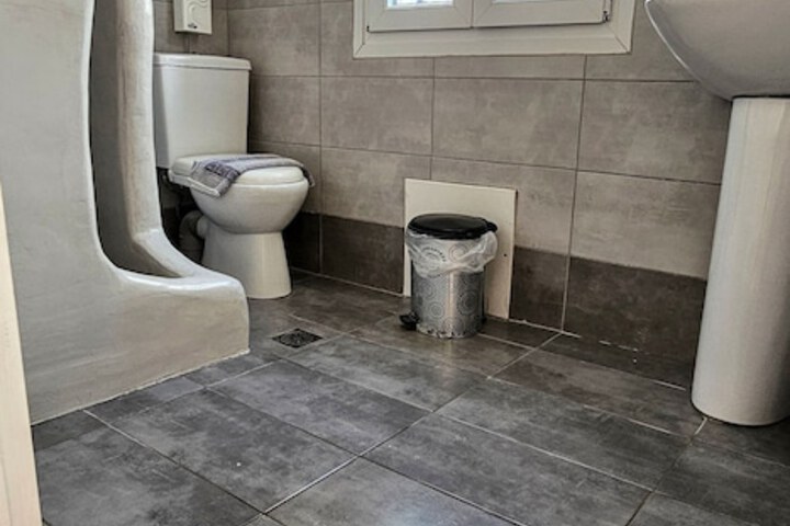 Room 111 of 278