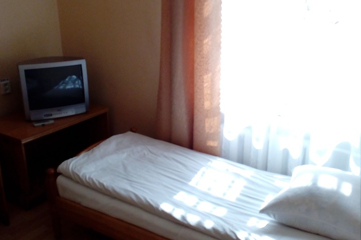 Room 9 of 21