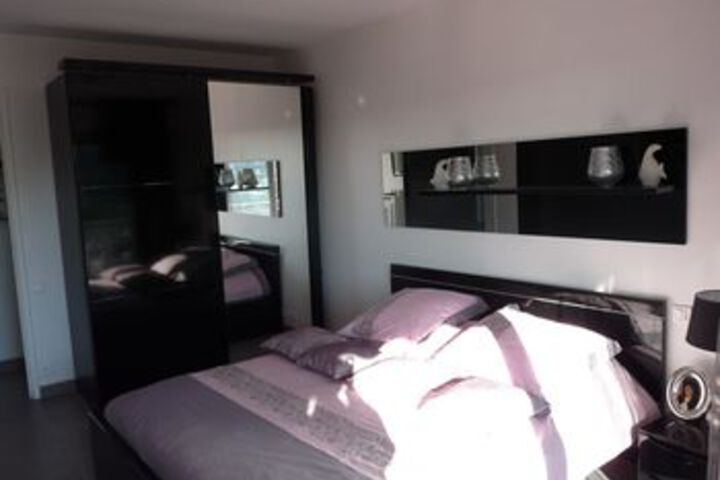 Room 16 of 37