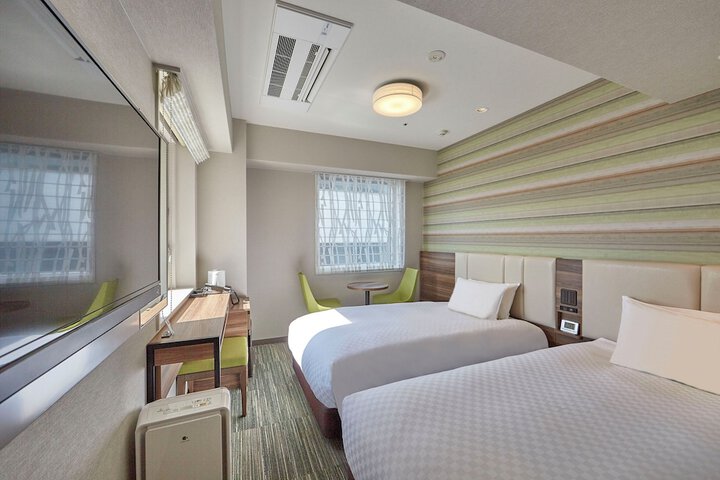 Room 14 of 63