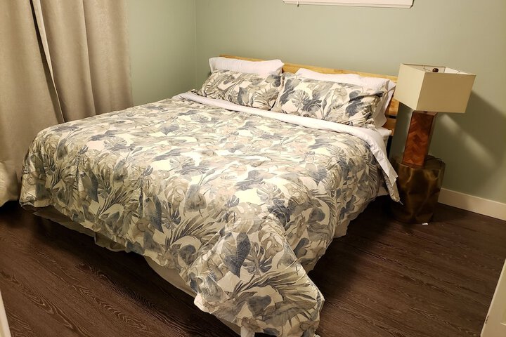 Room 4 of 70
